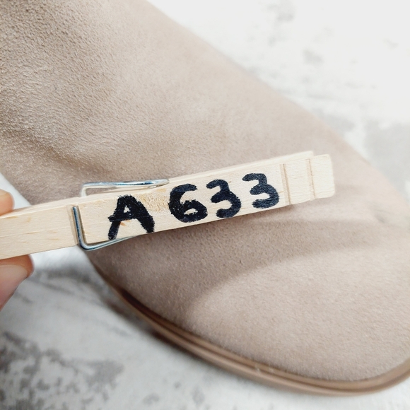 New Dolce Vita Martey H2O Taupe Suede Boots A633 - Picture 12 of 12